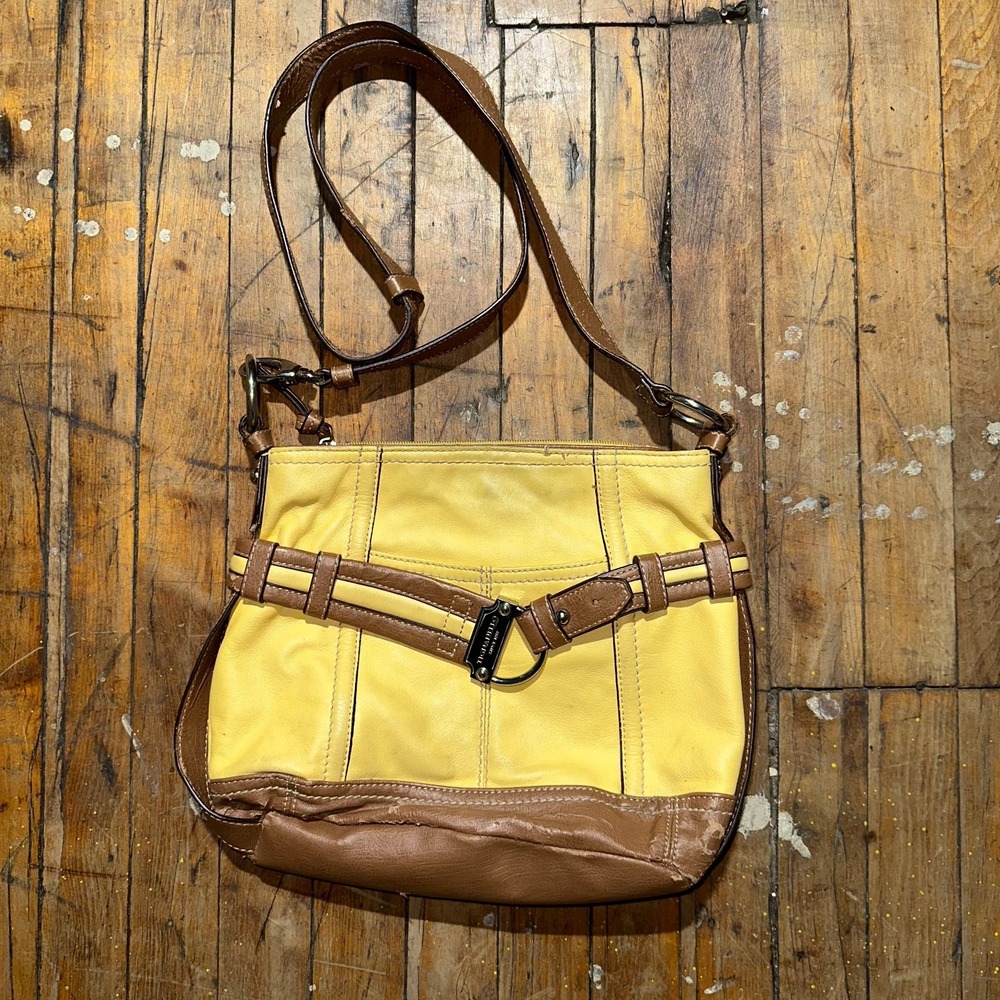Tignanello Crossbody Shoulder Bag Women's Tan Yellow Leather‎ Adjustable Strap